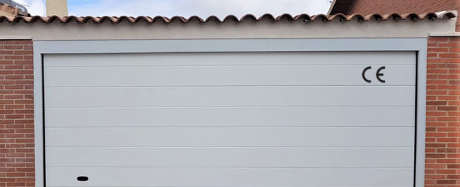 Marcado CE en las puertas de garaje