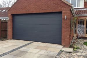 Contratacion de servicios para las puertas automaticas