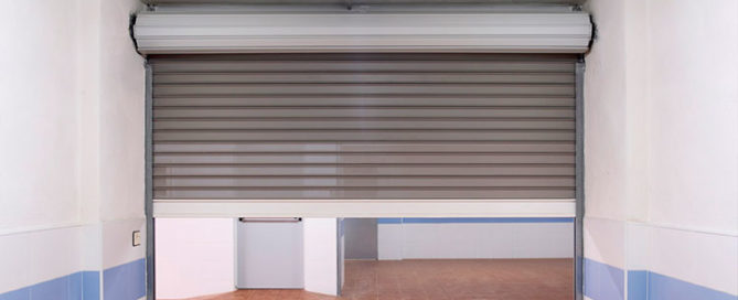 Cierres enrollables automáticos y de calidad