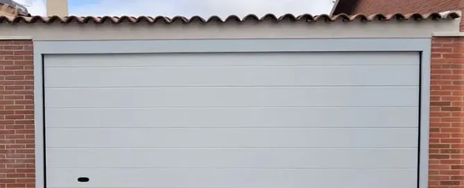 Realizamos la sustitución de las puertas de garaje
