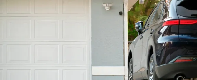 ¿Cómo evitar accidentes con la puerta de garaje? Medidas de seguridad esenciales