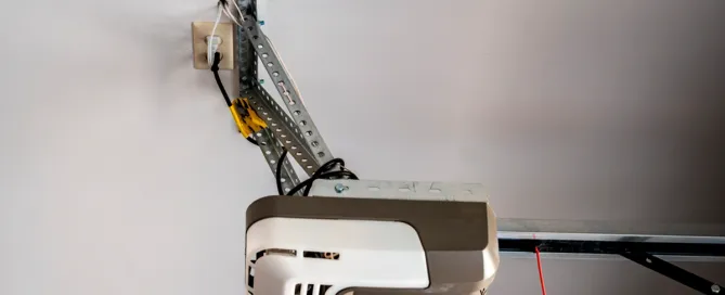 Averías en el motor de tu puerta de garaje: Causas y soluciones