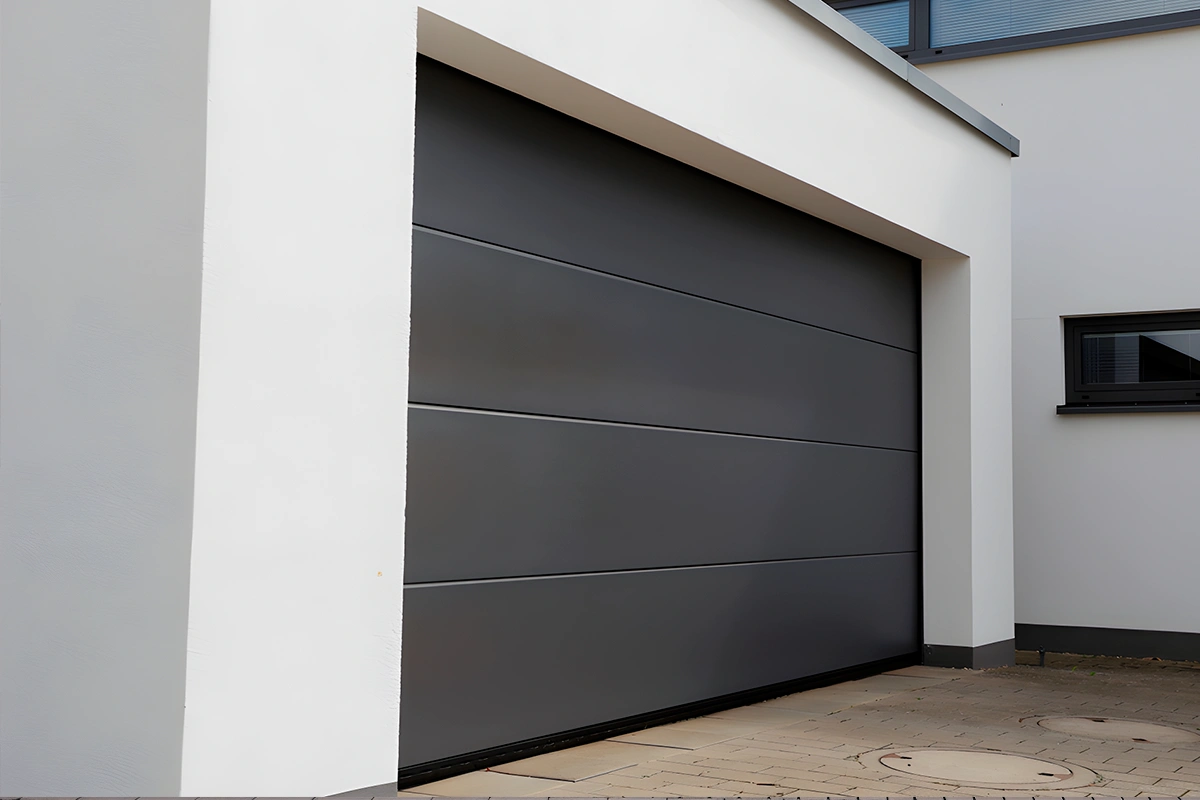 Guía completa de los diferentes tipos de puertas de garaje