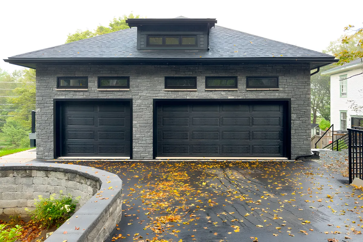 Cómo preparar tu puerta de garaje para las diferentes estaciones del año