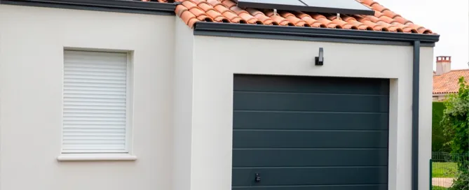 Cómo reducir el consumo energético en tu puerta de garaje