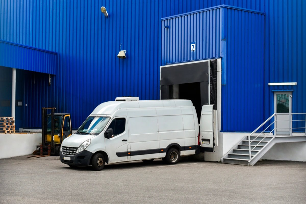 Optimización de muelles de carga: estrategias para mejorar la eficiencia