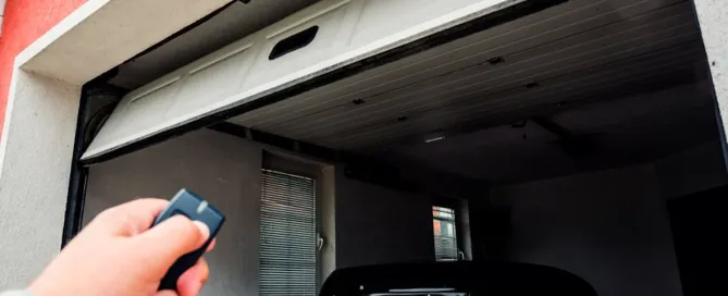 Mandos de garaje: Diferencias entre Rolling Code y código fijo