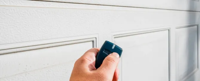 ¿Cómo copiar un mando de garaje?