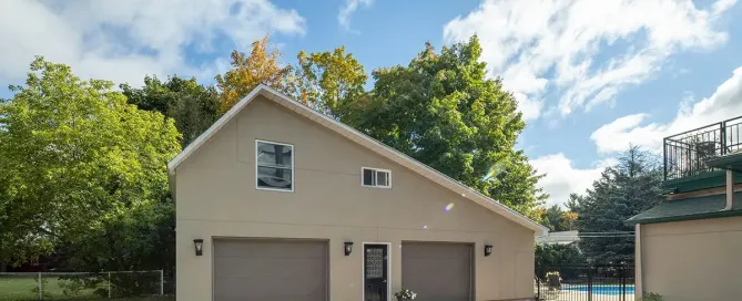 Tipos de lubricantes y aceites para puertas automáticas