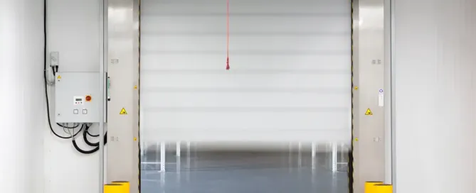 Tipos de puertas rápidas industriales