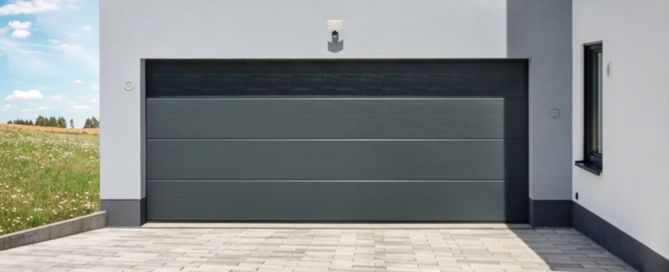 Qué hacer con tu puerta automática antes de unas vacaciones largas