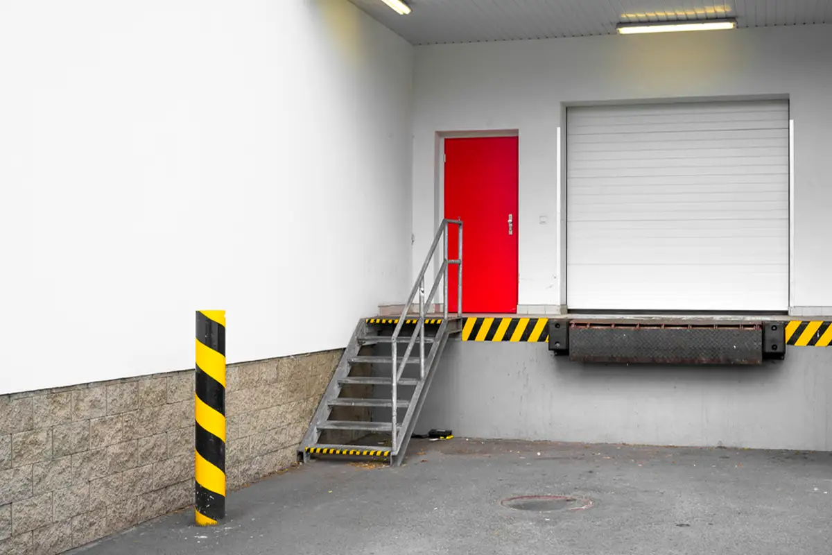 Reparación preventiva: Cómo prolongar la vida útil de tus muelles de carga