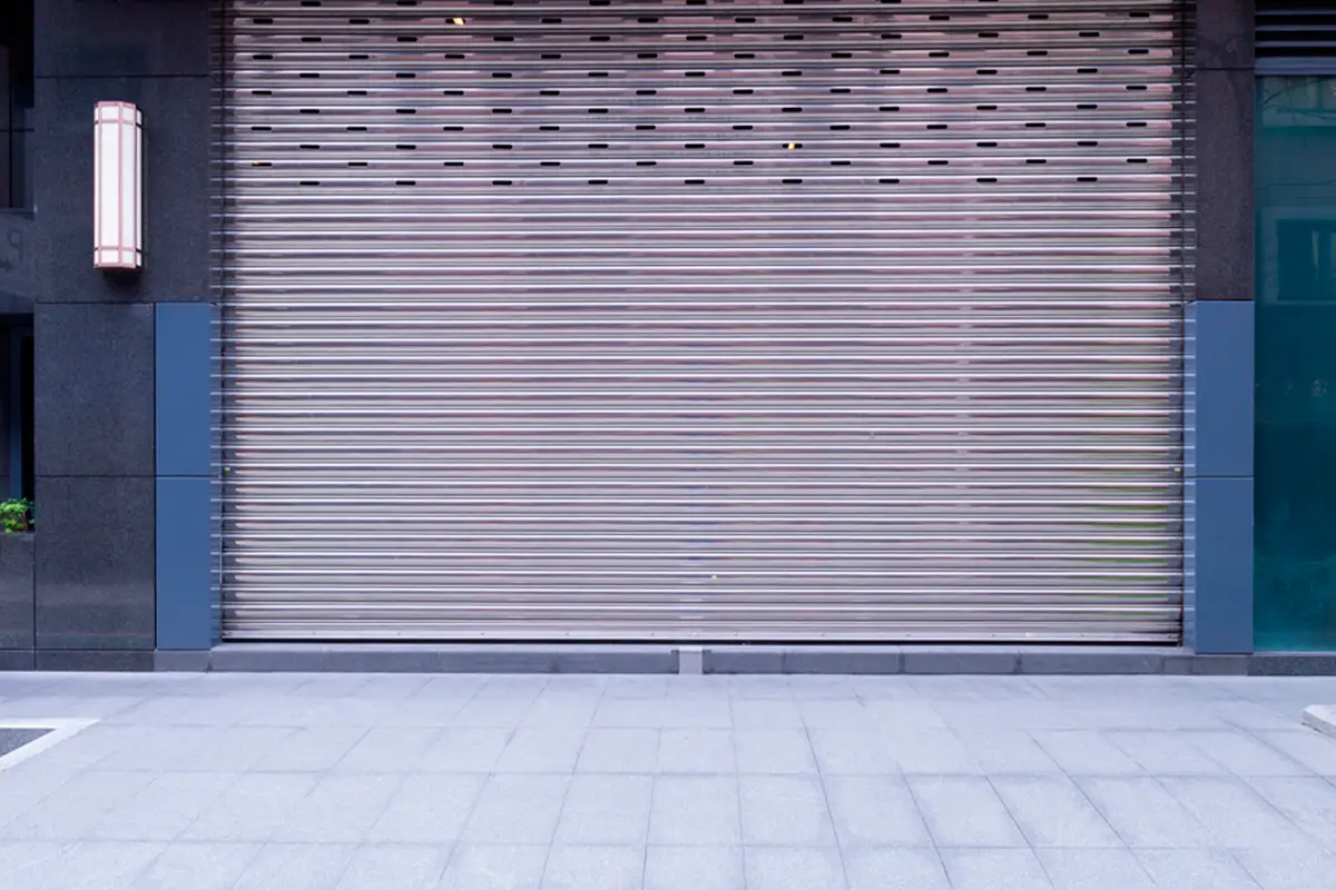 ¿Qué puerta de garaje es la más recomendada para una comunidad de Madrid?