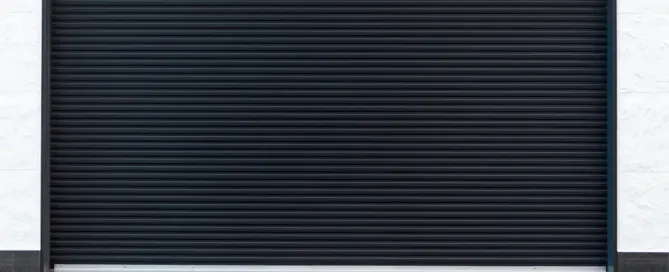 ¿Qué puerta de garaje es la más recomendada para una comunidad de Madrid?