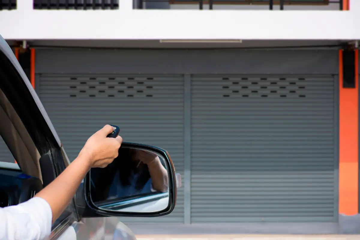 Tipos de cierres enrollables residenciales, comerciales e industriales