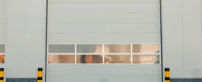 Tipos de puertas plegables industriales