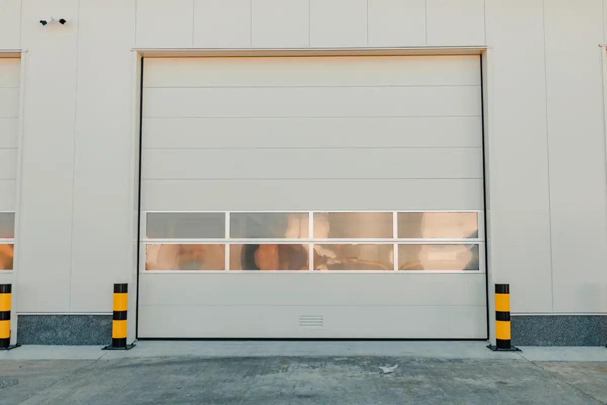 Tipos de puertas plegables industriales